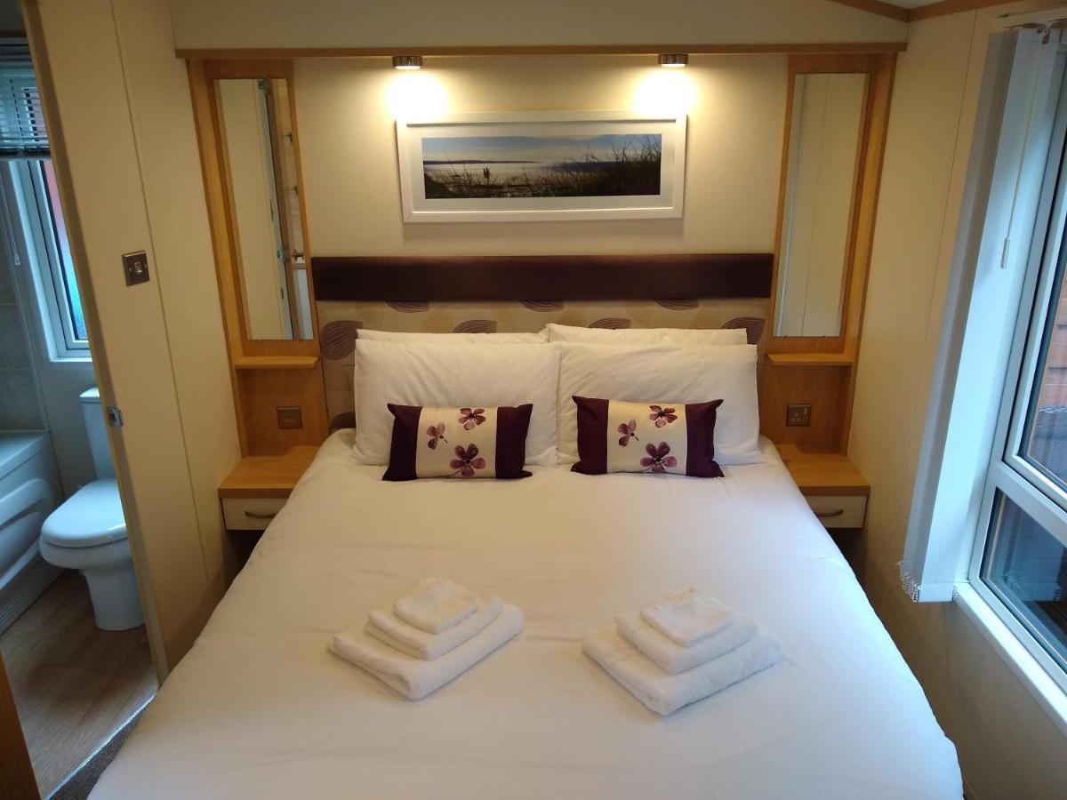 Lazy Days Lodge Glendevon Exterior foto