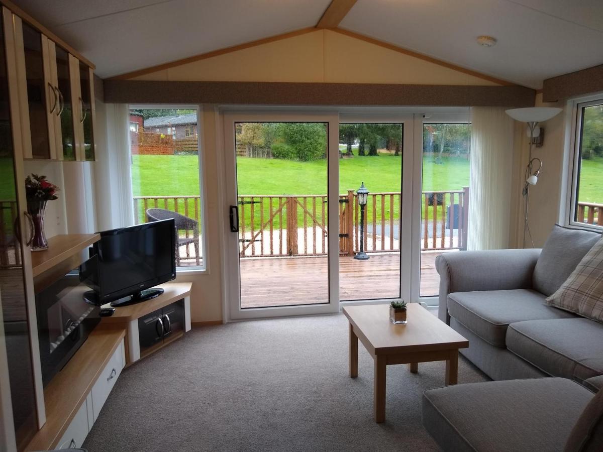 Lazy Days Lodge Glendevon Exterior foto